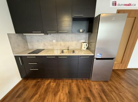 Pronájem bytu, 1+kk, 33 m²