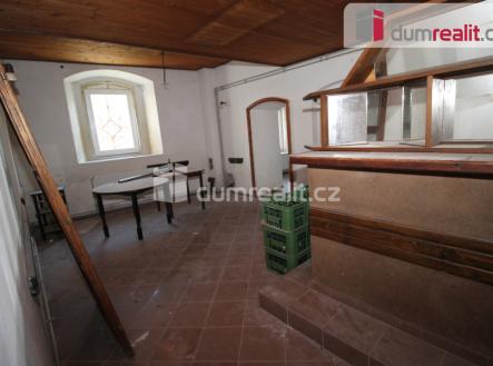 Prodej nájemního domu, 1 385 m²