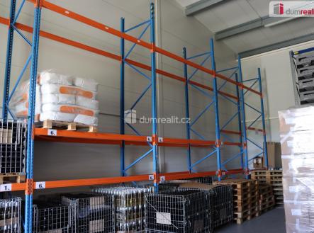 Pronájem skladovací prostor, 138 m²