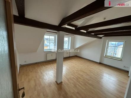 Pronájem bytu, 2+1, 72 m²