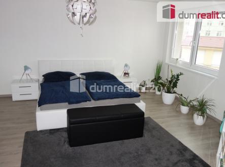 Pronájem bytu, 3+kk, 100 m²