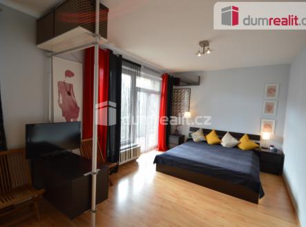 Pronájem bytu, 1+kk, 52 m²