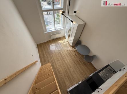 Pronájem bytu, 1+kk, 35 m²