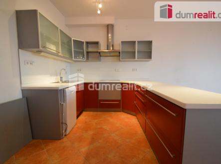 Pronájem bytu, 2+kk, 68 m²