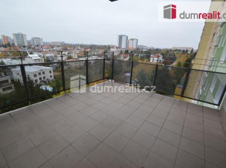 Pronájem bytu, 2+kk, 68 m²