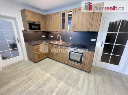 Pronájem bytu, 2+kk, 57 m²