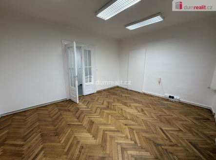 Pronájem kanceláře, 35 m²