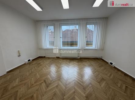 Pronájem kanceláře, 35 m²