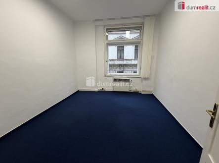 Pronájem kanceláře, 143 m²