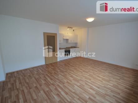 Pronájem bytu, 1+kk, 39 m²