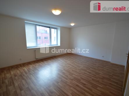 Pronájem bytu, 1+kk, 39 m²