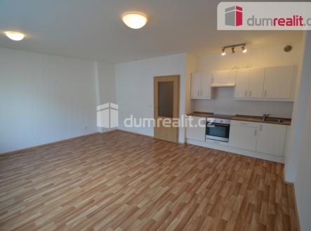 Pronájem bytu, 1+kk, 39 m²