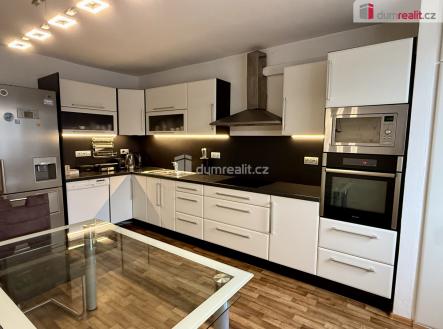 Prodej domu/vily, 290 m²