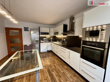 Prodej domu/vily, 290 m²