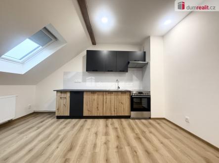 Pronájem bytu, 4+1, 128 m²