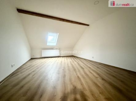 Pronájem bytu, 4+1, 128 m²