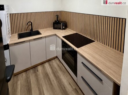 Pronájem bytu, 2+kk, 40 m²