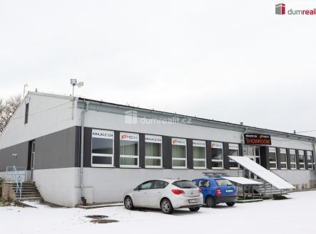 Pronájem komerčního objektu, administrativní budova, 488 m²