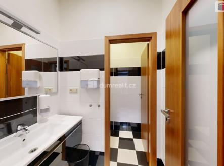 Pronájem kanceláře, 59 m²