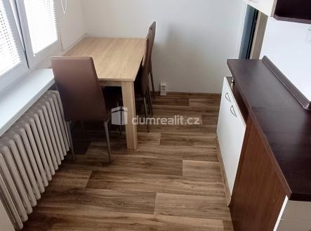 Pronájem bytu, 2+1, 65 m²