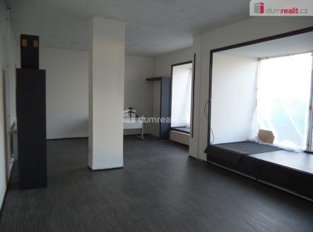 Pronájem obchodní prostor, 98 m²