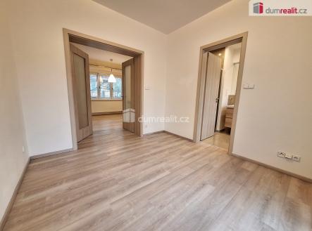 Pronájem bytu, 2+kk, 36 m²