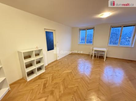 Pronájem bytu, 2+kk, 43 m²