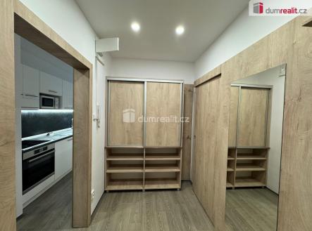 Pronájem bytu, 3+1, 81 m²