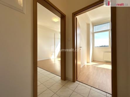 Pronájem bytu, 2+kk, 35 m²