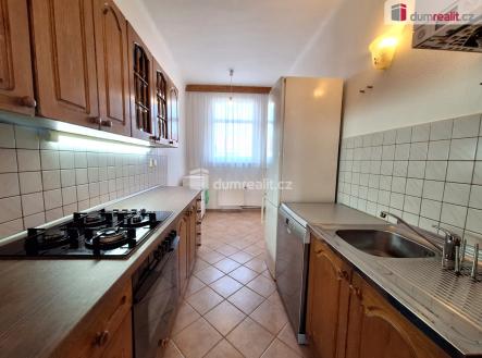 Pronájem bytu, 3+1, 102 m²