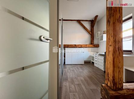 Pronájem bytu, 3+kk, 80 m²
