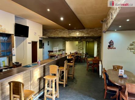 Pronájem obchodní prostor, 208 m²