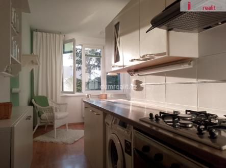 Pronájem bytu, 2+1, 61 m²