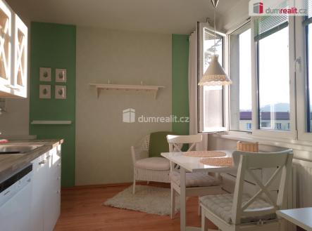 Pronájem bytu, 2+1, 61 m²