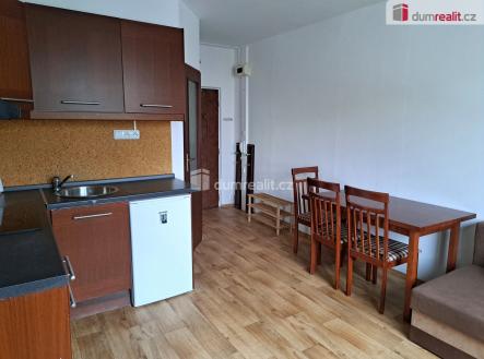 Pronájem bytu, 1+1, 37 m²