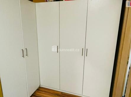 Pronájem bytu, 1+kk, 32 m²