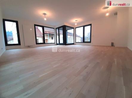 Pronájem bytu, 3+kk, 104 m²