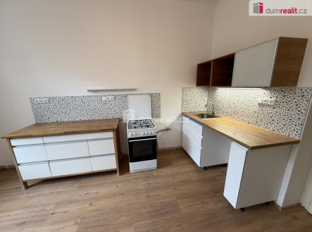 Pronájem bytu, 2+1, 78 m²