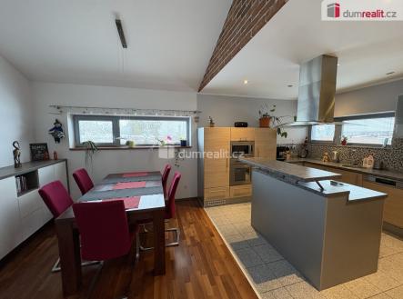 Prodej domu/vily, 208 m²