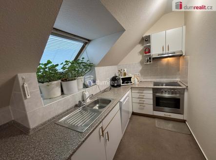 Pronájem bytu, 3+kk, 54 m²