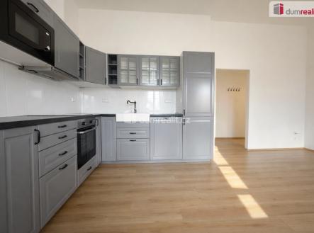 Pronájem bytu, 3+kk, 90 m²