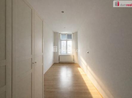 Pronájem bytu, 3+kk, 90 m²