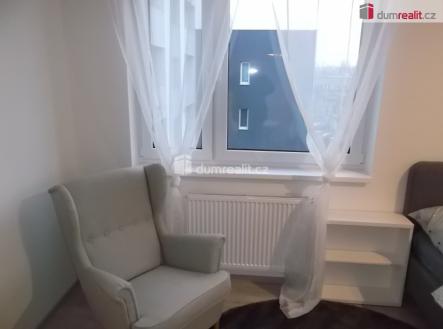 Pronájem bytu, 1+kk, 33 m²