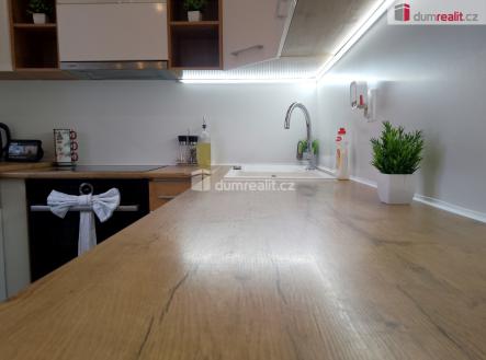 Pronájem bytu, 2+1, 55 m²