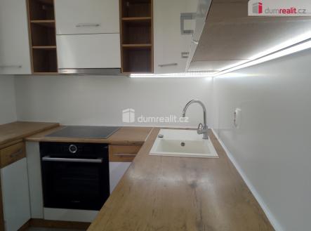 Pronájem bytu, 2+1, 55 m²