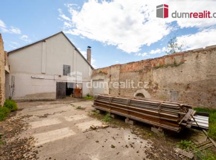 Pronájem komerčního objektu, výroba, 298 m²