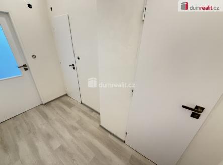 Pronájem bytu, 1+1, 43 m²