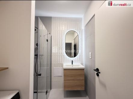 Pronájem bytu, 2+kk, 42 m²