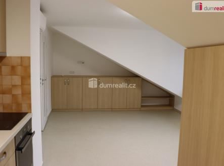 Pronájem bytu, 3+kk, 70 m²