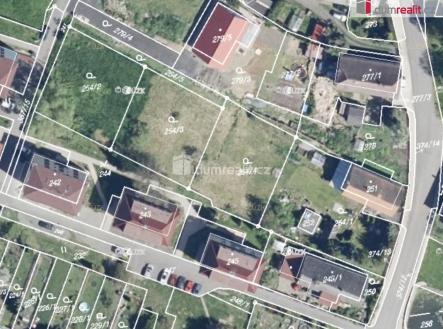 Prodej pozemku pro bydlení, 700 m²